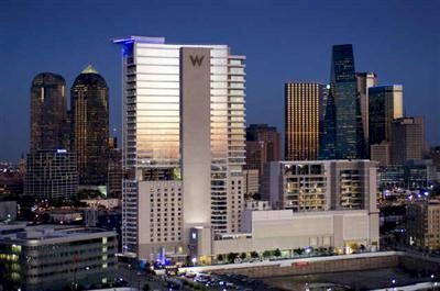  Dallas  High Rise  For Sale ~ Spacious, well designed homes have aboundant natural light, high celings, and expansive views.